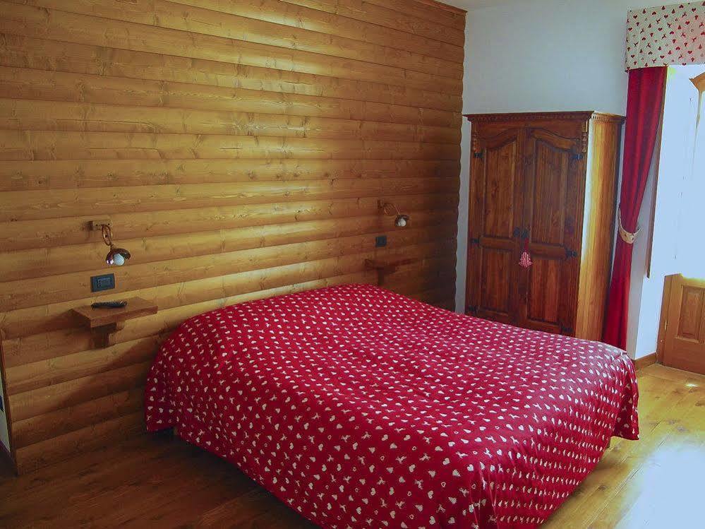 Da Nonna Li Rooms And Breakfast Villetta Barrea Exterior foto